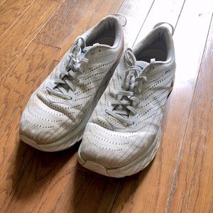 Hoka One One Arahi Wide